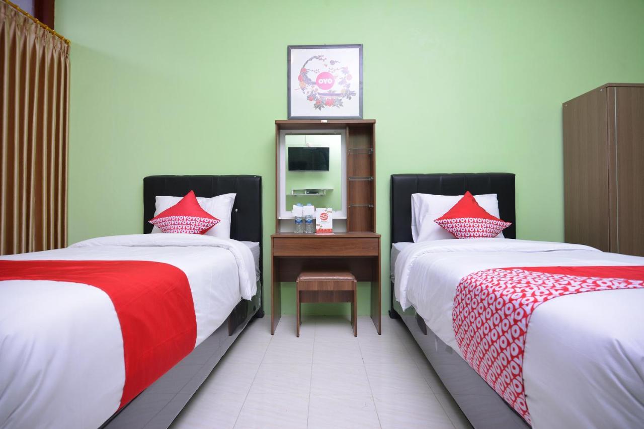 Super Oyo 1046 Omah Pathok Hotel Yogyakarta Exterior foto