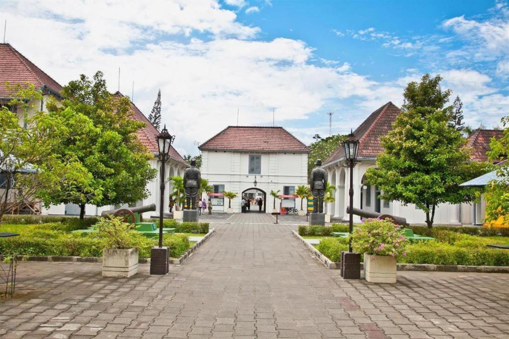 Super Oyo 1046 Omah Pathok Hotel Yogyakarta Exterior foto