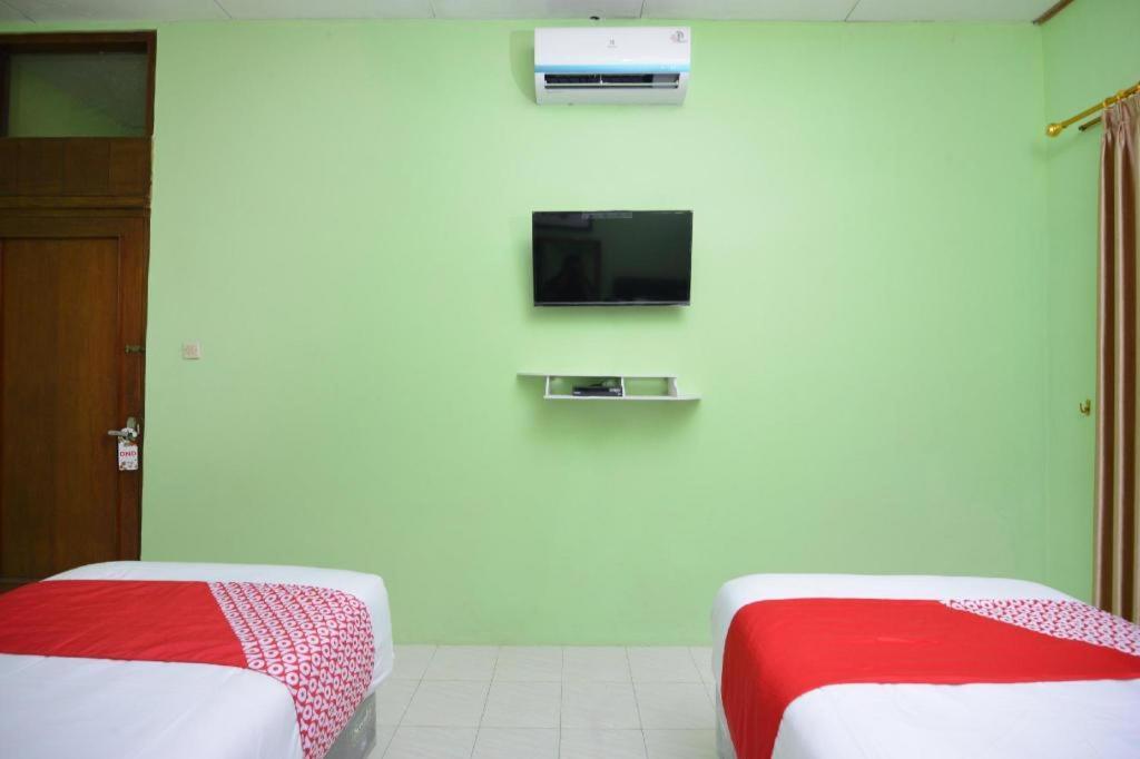 Super Oyo 1046 Omah Pathok Hotel Yogyakarta Exterior foto