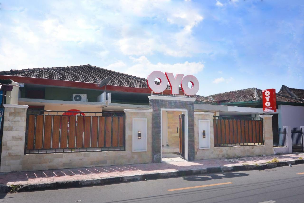 Super Oyo 1046 Omah Pathok Hotel Yogyakarta Exterior foto